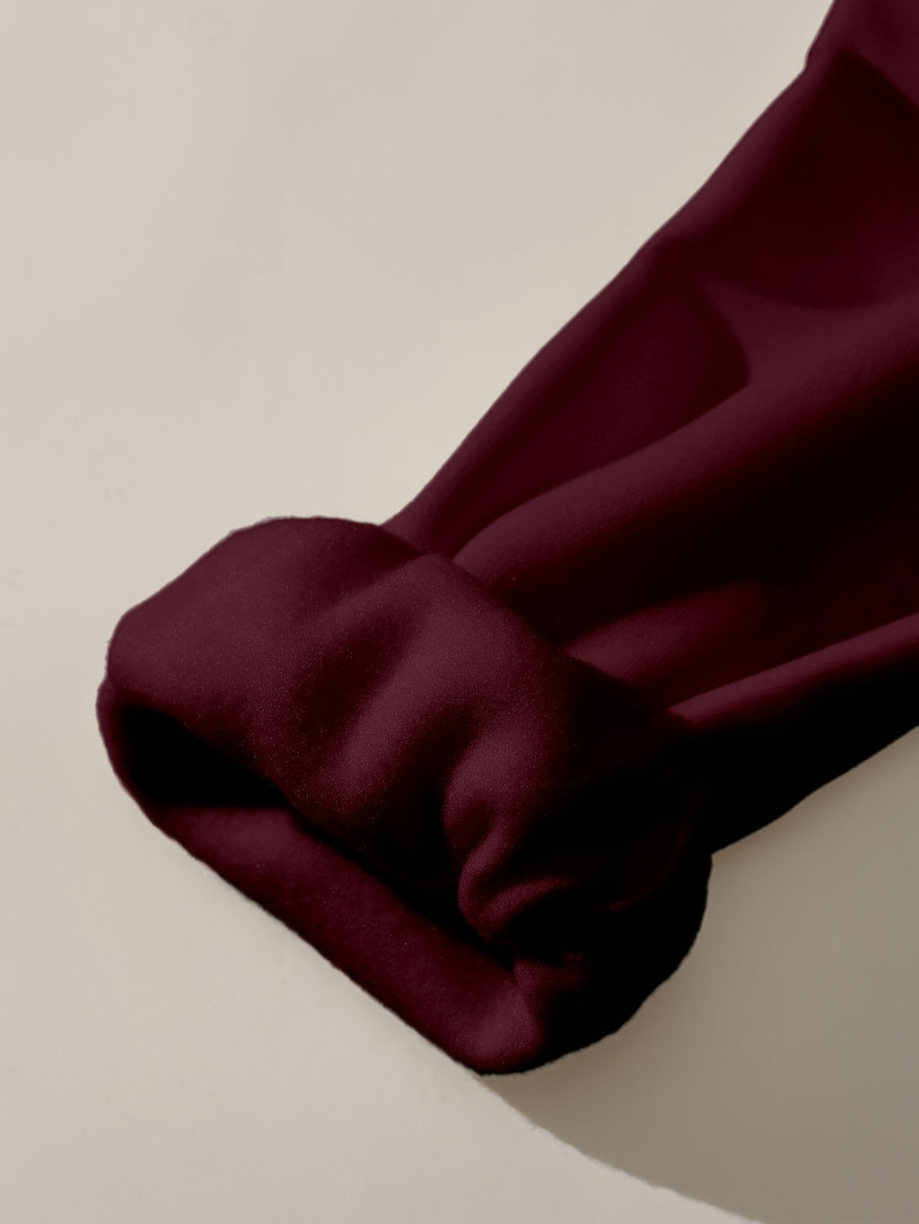 Dames  Sweatshirt – Minimalistische Stijl & Comfort.