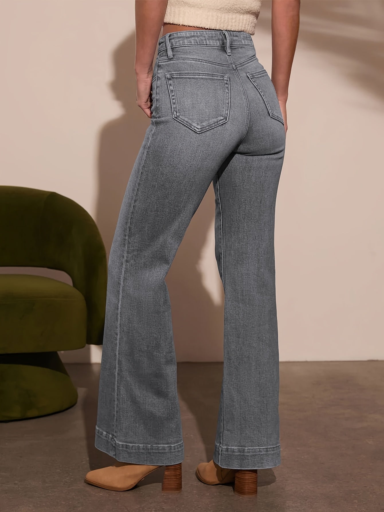 Retro Uitlopende Jeans met Hoge Taille voor Vrouwen – Slim Fit Bootcut.