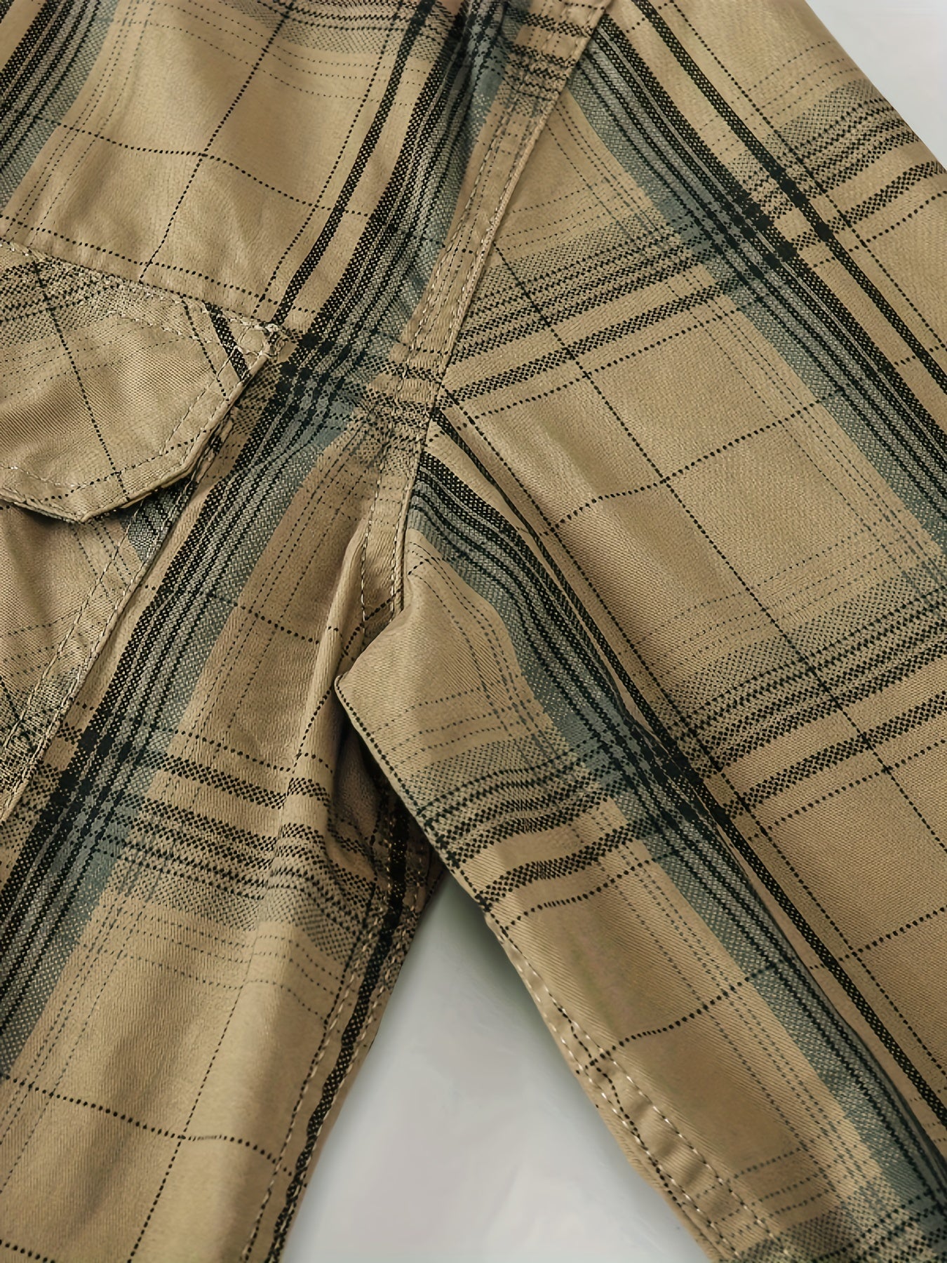 Heren Vintage Geruit Overhemd met Lange Mouwen en Meerdere Zakken.